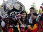 arahjatim-kediri-tari kolosal2 https://live.staticflickr.com/65535/48281865406_a3e25d04e8_b.jpg